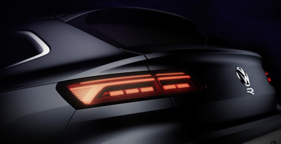 Детали экстерьера Volkswagen Arteon Shooting Brake R 2020 года  (WW) (фото 13 из 33)